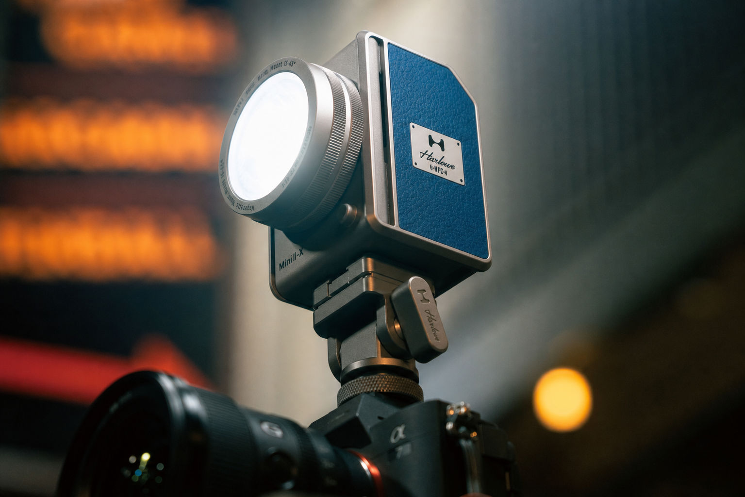 Harlowe Mini II-X V-mount cold shoe adapter setup