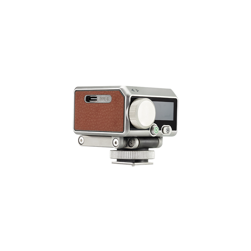 Harlowe Pocket Flash portable LED and flash accessory image.