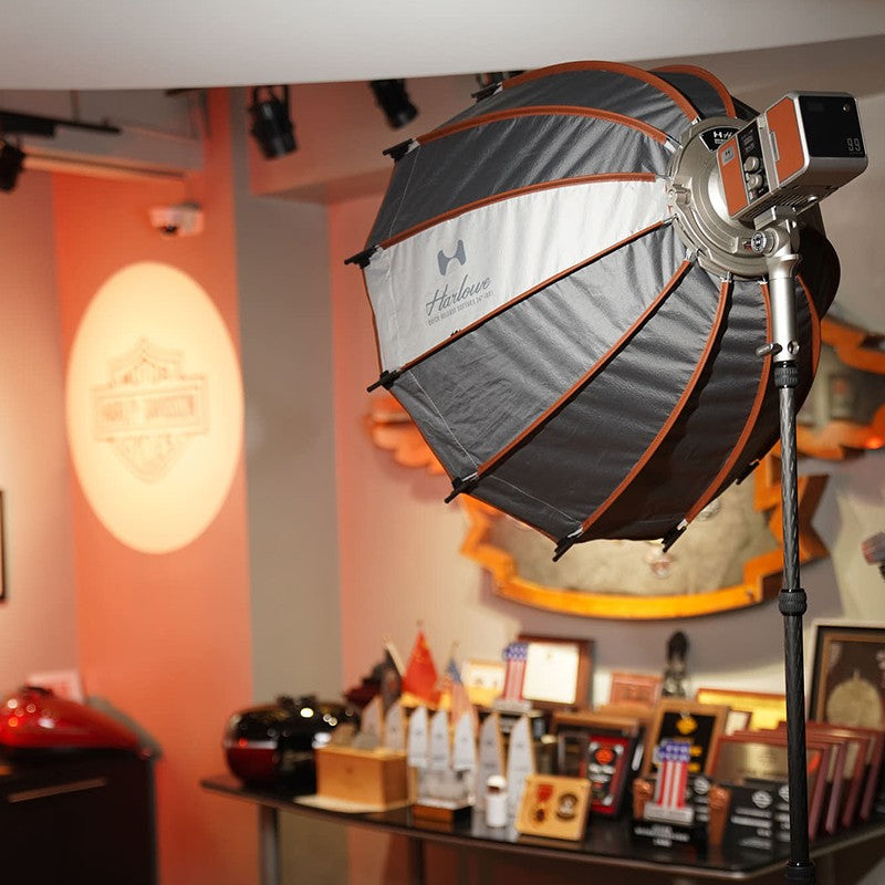 max 120 photography light event.jpg__PID:b48f01fc-0a36-4992-aade-aa6e8482bc60